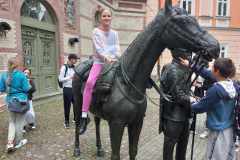 d2d59281-ba6a-4685-a15b-9d23fc6acb8d